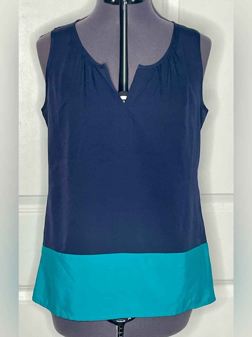 Banana Republic Navy Blue Teal Colorblock Sleeveless Blouse Top Mediu